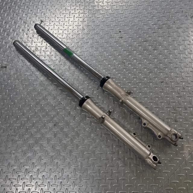 KAWASAKI Z750GP フロントフォーク カワサキ [M-250327-62] KAWASAKI Z750GP フロントフォーク カワサキ