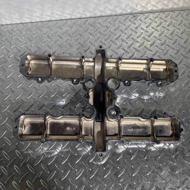 KAWASAKI Z750GP シリンダーヘッドカバー カワサキ