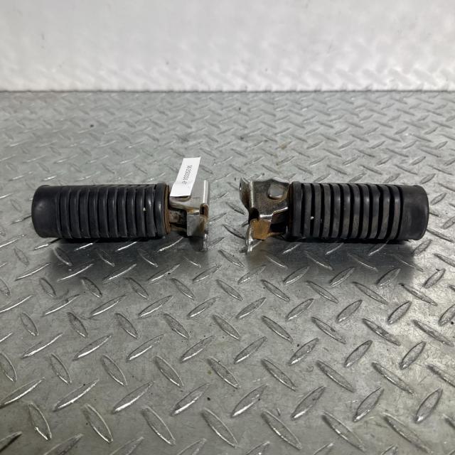 HONDA CBX400F/CBX550F フロントステップ セット ホンダ [M-250331-67] HONDA CBX400F/CBX550F フロントステップ セット ホンダ
