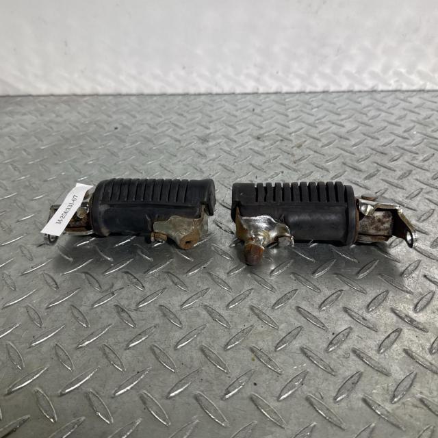 HONDA CBX400F/CBX550F フロントステップ セット ホンダ [M-250331-67] HONDA CBX400F/CBX550F フロントステップ セット ホンダ [M-250331-67