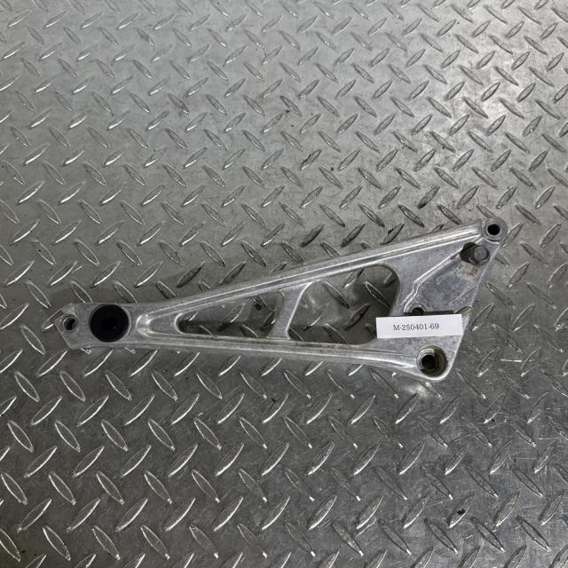HONDA CBX400F　CBX550F ステッププレート左 ホンダ [Y-250331-27] 楽天市場】HONDA CBX400F CBX550F ステッププレート左 ホンダ