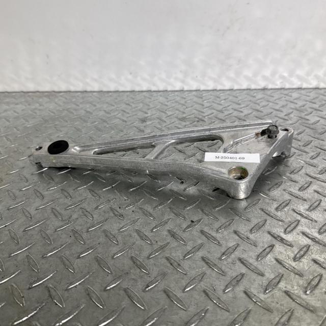 HONDA CBX400F ステッププレート 左 ホンダ [M-250402-1] HONDA CBX400F ステッププレート 左 ホンダ