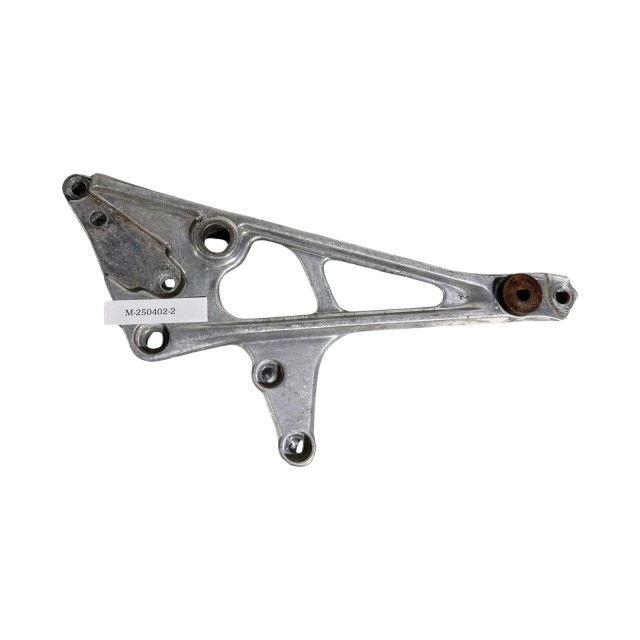 HONDA CBX400F ステッププレート 右 ホンダ [M-250402-2] HONDA CBX400F ステッププレート 右 ホンダ [M-250402-2] HONDA