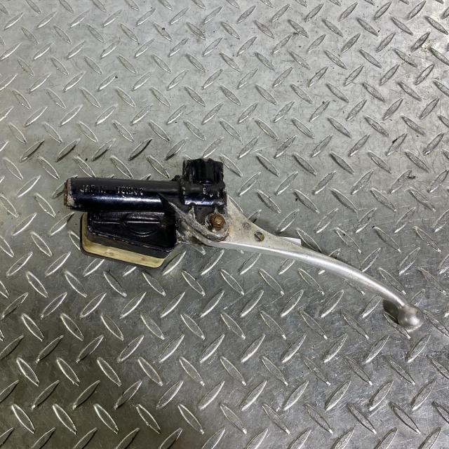 KAWASAKI KZ1000 MK2 フロントマスターシリンダー 5/8 カワサキ [M-250403-56] KAWASAKI KZ1000 MK2 フロントマスターシリンダー 5/8 カワサキ