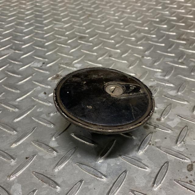 SUZUKI GSX400F ガソリンタンクキャップ スズキ