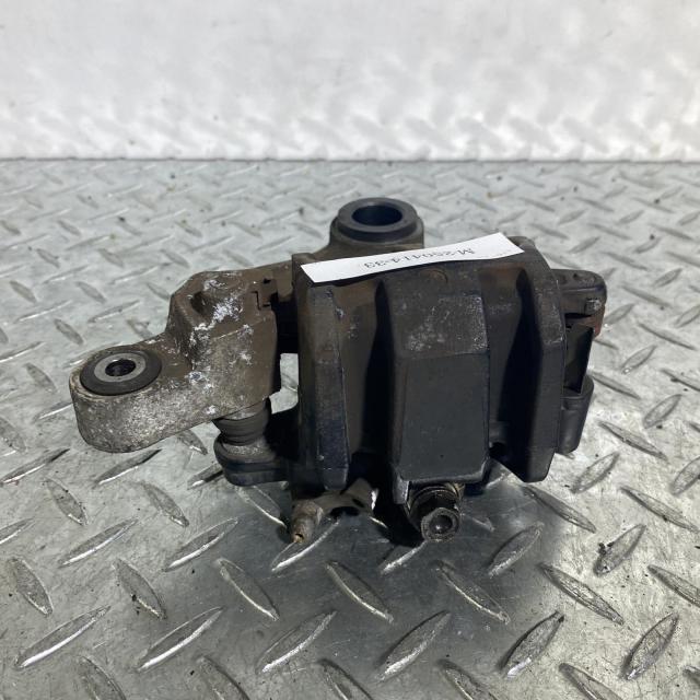 HONDA フュージョン フロントキャリパー ホンダ [M-250414-33] HONDA フュージョン フロントキャリパー ホンダ