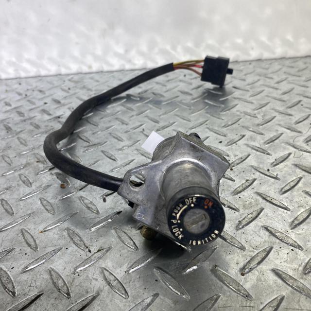 HONDA CBR400F イグニッションスイッチ ホンダ [M-250414-56] HONDA CBR400F イグニッションスイッチ ホンダ