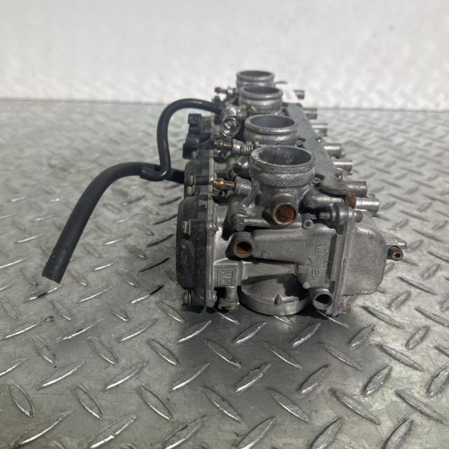 KAWASAKI GPZ900R キャブレター 部品取り カワサキ