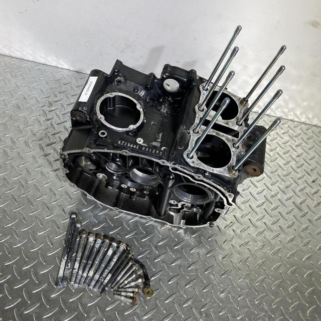 KAWASAKI Z250FT クランクケース カワサキ KAWASAKI Z250FT クランクケース カワサキ