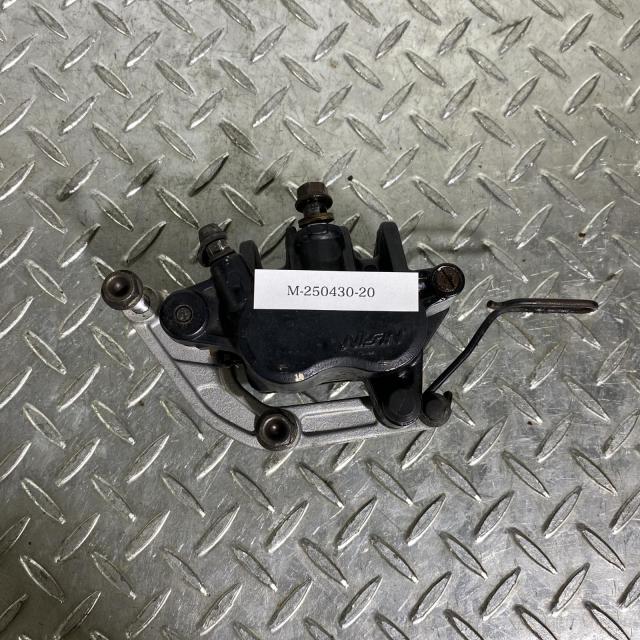 HONDA CB750 RC42 フロントキャリパー 右 ホンダ [M-250430-20] HONDA CB750 RC42 フロントキャリパー 右 ホンダ