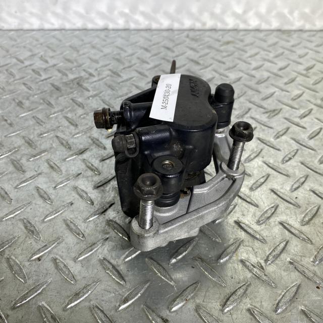HONDA CB750 RC42 フロントキャリパー 右 ホンダ [M-250430-20] HONDA CB750 RC42 フロントキャリパー 右 ホンダ
