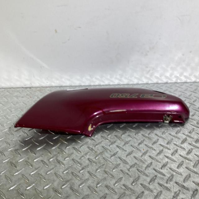 HONDA CB750 RC42 サイドカバー 右 ホンダ