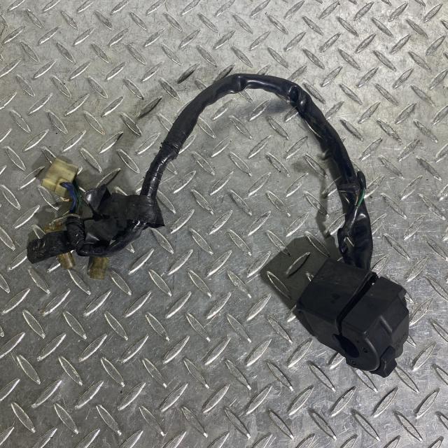 HONDA CB750F ハンドルスイッチボックス 左 ホンダ [M-250502-1] HONDA CB750F ハンドルスイッチボックス 左 ホンダ