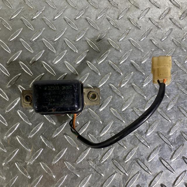 スズキ純正、日本電装、ポルデージレギュレター、GT380.550.750 スズキ純正、日本電装、ポルデージレギュレター、GT380.550.750 スズキ