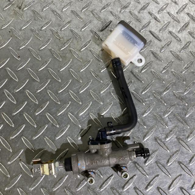 HONDA CB250R リアマスターシリンダー ホンダ