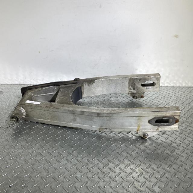 HONDA CB400SF NC31 スイングアーム ホンダ [M-250515-10] HONDA CB400SF NC31 スイングアーム ホンダ