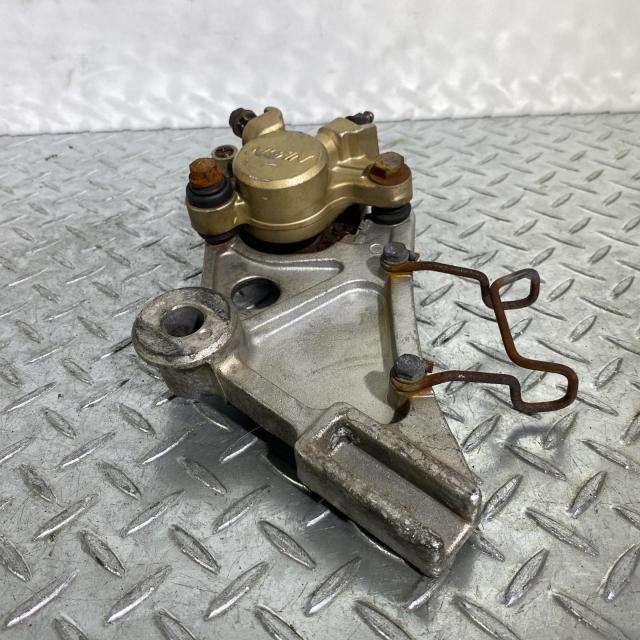 HONDA CB400SF NC31 リアキャリパー ホンダ [M-250515-13] HONDA CB400SF NC31 リアキャリパー ホンダ