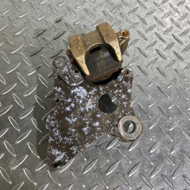 HONDA ホーネット250 リアキャリパー ホンダ [M-250516-4] HONDA ホーネット250 リアキャリパー ホンダ