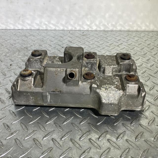 HONDA ホーネット250 シリンダーヘッドカバー ホンダ