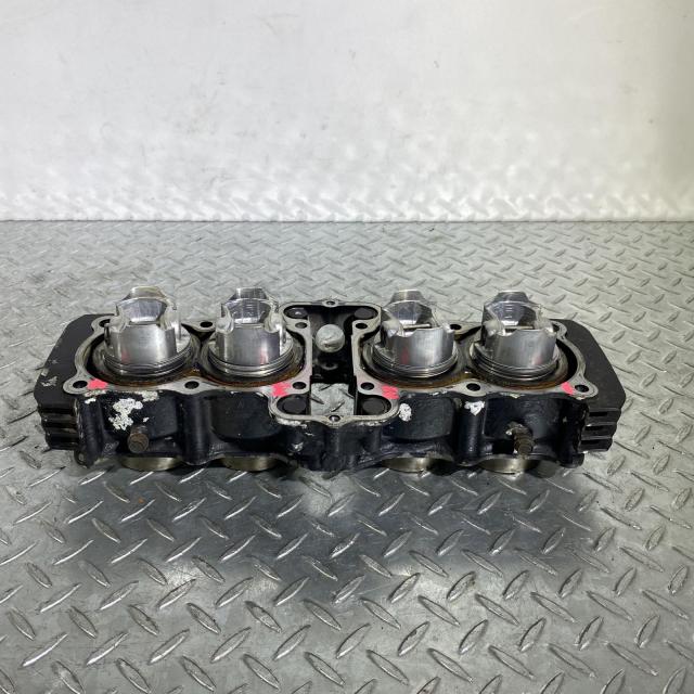 HONDA CB400SF NC31 シリンダー ホンダ HONDA CB400SF NC31 シリンダー ホンダ