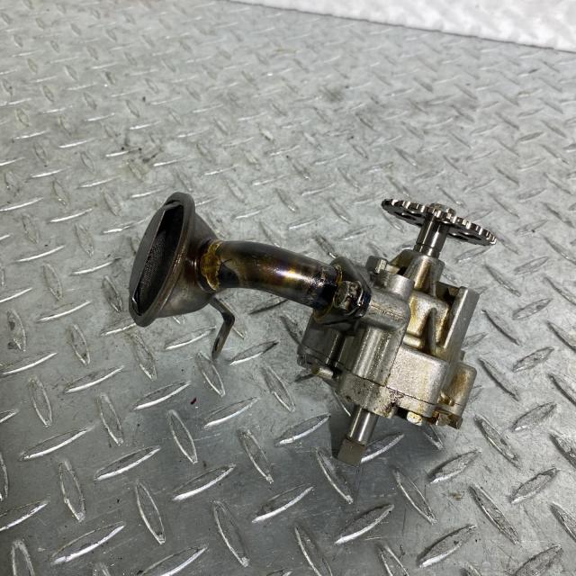 HONDA CB400SF NC31 オイルポンプ ホンダ [M-250519-8] HONDA CB400SF NC31 オイルポンプ ホンダ