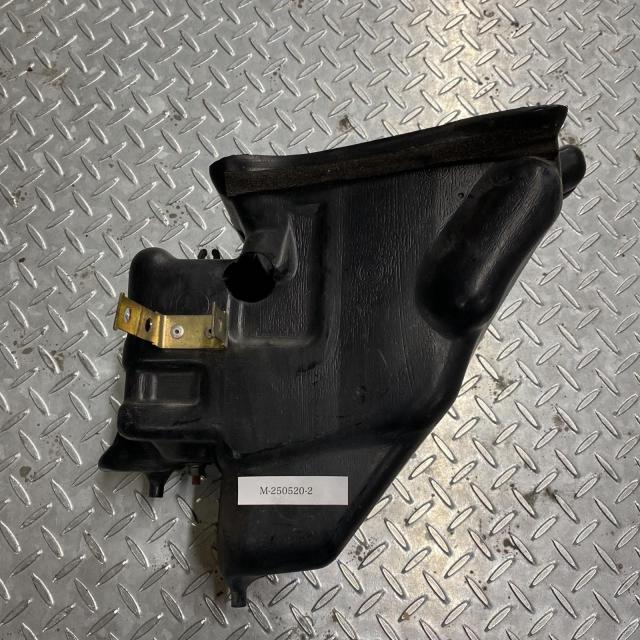 HONDA CB400SF NC31 エアクリーナーボックス ホンダ HONDA CB400SF NC31 エアクリーナーボックス ホンダ