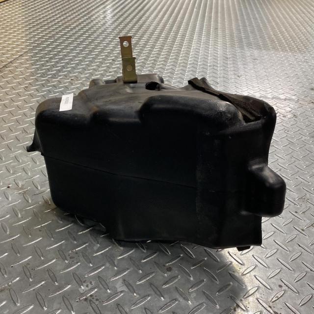 HONDA CB400SF NC31 エアクリーナーボックス ホンダ