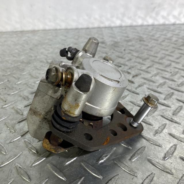 KAWASAKI エリミネーター250 フロントキャリパー カワサキ [M-250520-28] KAWASAKI エリミネーター250 フロントキャリパー カワサキ