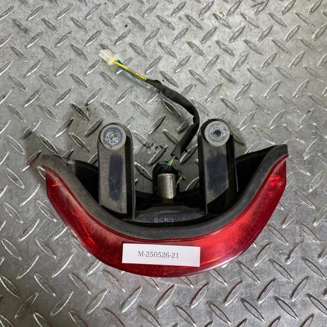 HONDA スーパーカブ50プロ テールランプ ホンダ [M-250526-21] HONDA スーパーカブ50プロ テールランプ ホンダ