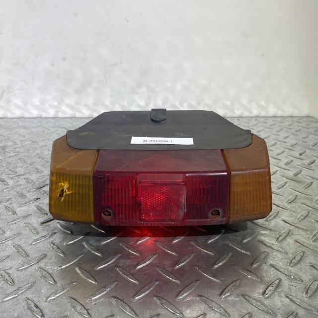 SUZUKI バーディー 50 (2サイクル) テールランプ ASSY スズキ [M-250528-1] SUZUKI バーディー 50 (2サイクル) テールランプ ASSY スズキ