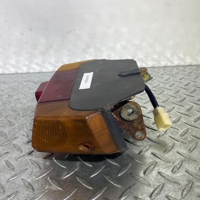 SUZUKI バーディー 50 (2サイクル) テールランプ ASSY スズキ [M-250528-1] SUZUKI バーディー 50 (2サイクル) テールランプ ASSY スズキ