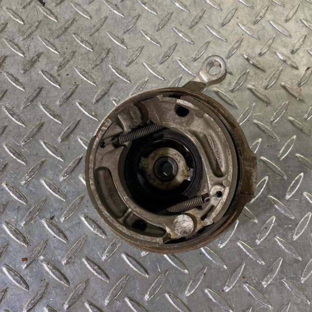 スーパーカブプロ【フロントホイール】+【ブレーキパネル】 HONDA スーパーカブ110プロ ブレーキパネル フロント ホンダ