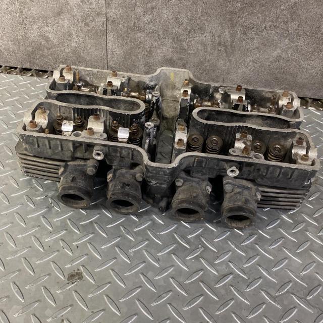cbx400fシリンダーヘット HONDA CBX400F シリンダーヘッド ASSY ホンダ CBX シリンダーヘッド