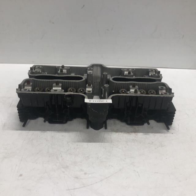 HONDA CBX400F シリンダーヘッド ホンダ