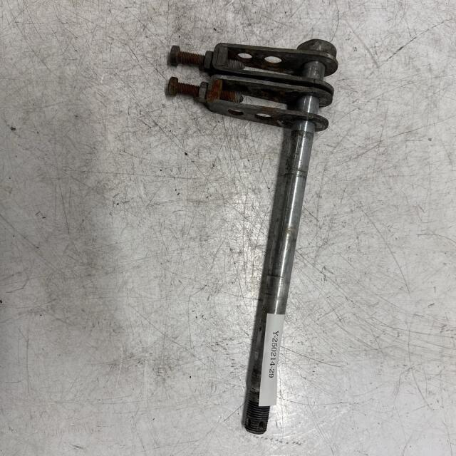 KAWASAKI 500SS リヤ　アクスルシャフト カワサキ