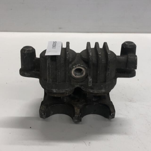 HONDA CBX400F フロント　キャリパー ホンダ [Y-250228-3] HONDA CBX400F フロント キャリパー ホンダ