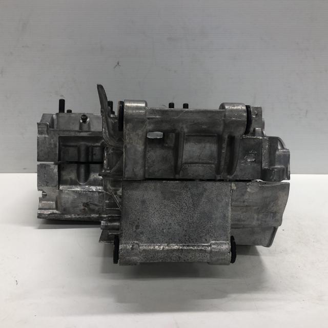 gt380 クランクケース SUZUKI GT380 クランクケース スズキ