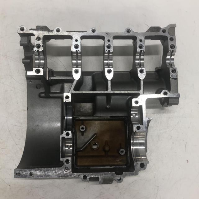 KAWASAKI バリオス250 クランクケース上下 カワサキ