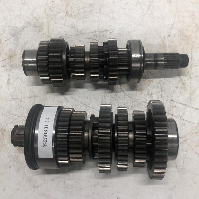 HONDA CBR400F トランスミッション ホンダ [Y-250331-14] HONDA CBR400F トランスミッション ホンダ