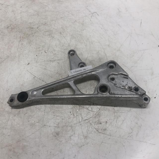 HONDA CBX400F　CBX550F ステッププレート右 ホンダ [Y-250331-28] HONDA CBX400F CBX550F ステッププレート右 ホンダ