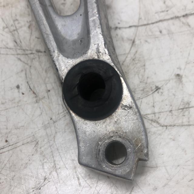 HONDA CBX400F　CBX550F ステッププレート右 ホンダ [Y-250331-28] HONDA CBX400F CBX550F ステッププレート右 ホンダ