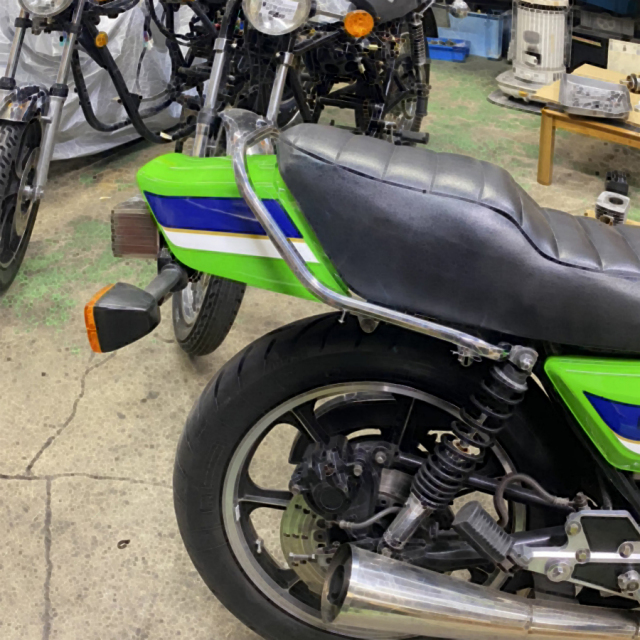 Z1000J/Z1000R フェンダーレスキット