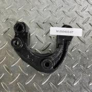 KAWASAKI Z400FX/Z400J/Z550FX フロントキャリパーサポート 左 カワサキ [M-250403-67] Z400FX