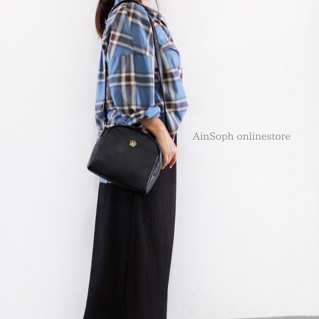 【Ain Soph セカンドレーベル】ブラックシリーズ 撥水レザー ショルダーバッグ 日本製 / ASE1747-WSK