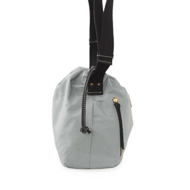 ASF1820-BRS/Ain Soph (アインソフ)塩縮加工ナイロン 巾着ショルダーバッグ