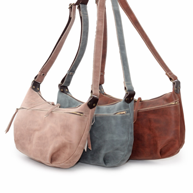 ASE1823-HP/Ain Soph (アインソフ)ＨＰレザー薄マチショルダーバッグ　