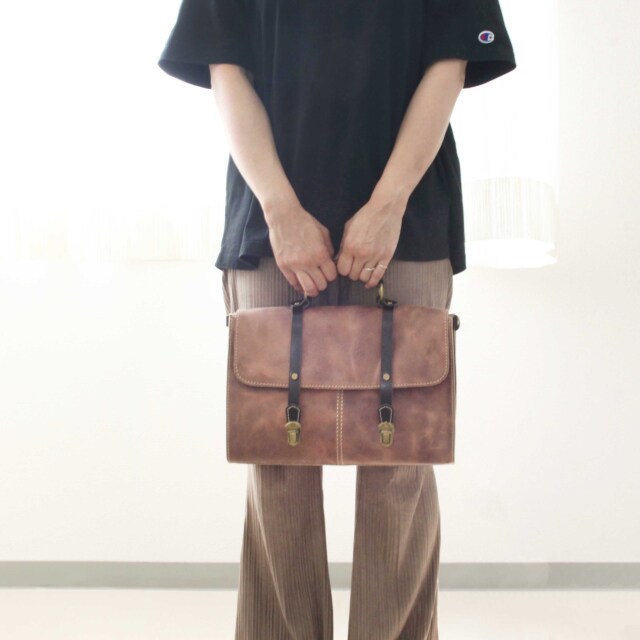 レザー製赤リュック・バックパック Ain Soph アイン・ソフ ASC1804-STN/Ain Soph 2nd label(アインソフセカンドレーベル