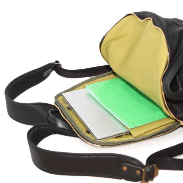 【Ain Soph セカンドレーベル】ブラックシリーズ 撥水レザーリュック　バックパック 日本製 / ASC1804-STN