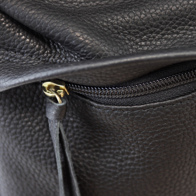 【Ain Soph セカンドレーベル】ブラックシリーズ 撥水レザーリュック　バックパック 日本製 / ASC1804-STN