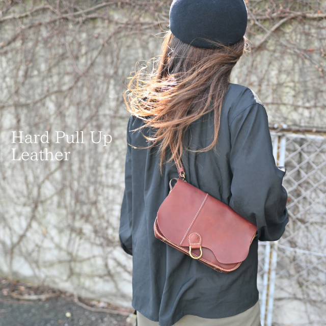 【HPレザー】Ain Soph(アインソフ) クラシカル 切りっぱなしショルダーバッグ ｜ASE1852-HP